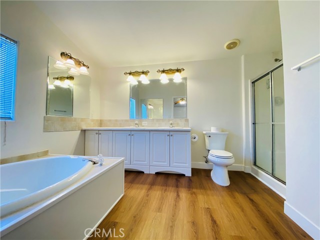 56476 Desert Gold Drive, Yucca Valley CA: https://media.crmls.org/medias/1027b5df-342c-4203-8420-659255ef9f64.jpg