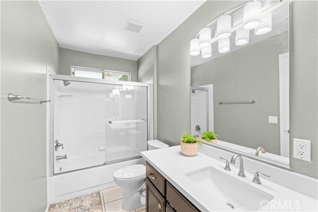 37321 Ironwood Drive, Yucaipa CA: https://media.crmls.org/medias/1027dd56-8c5e-42b0-8bfa-ae0067d62b7d.jpg