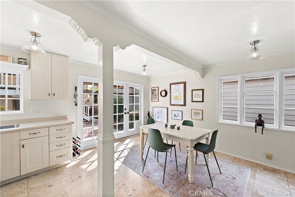 102817fc 81b9 4a9e A90c 21146ced464e