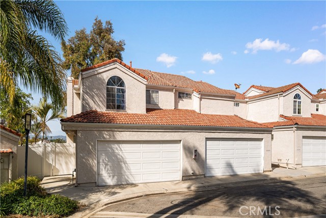 Detail Gallery Image 3 of 46 For 13158 Pinnacle Ct, Chino Hills,  CA 91709 - 3 Beds | 3 Baths