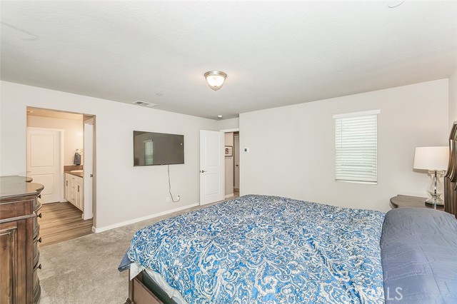 Detail Gallery Image 23 of 39 For 4085 N Sandrini, Fresno,  CA 93723 - 3 Beds | 2/1 Baths