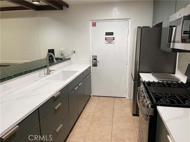 Detail Gallery Image 38 of 43 For 330 Cordova St #345,  Pasadena,  CA 91101 - 2 Beds | 2/1 Baths