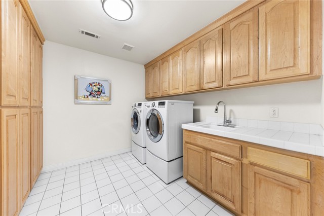 Detail Gallery Image 45 of 74 For 2828 Water Course Dr, Diamond Bar,  CA 91765 - 6 Beds | 6/2 Baths