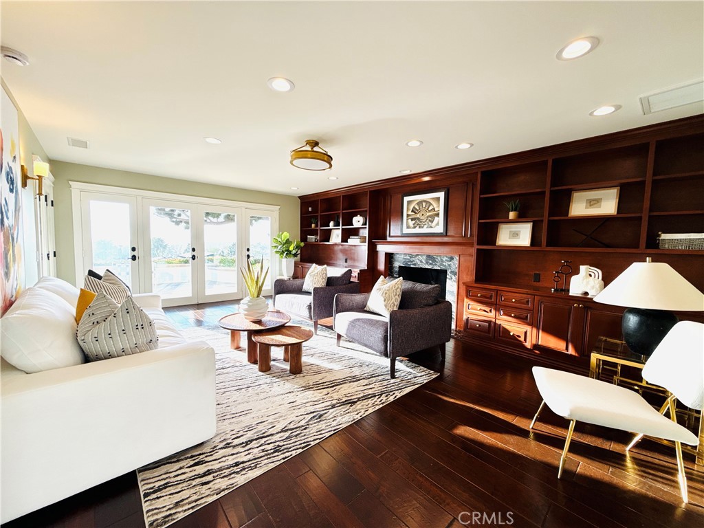 MLS #OC25271869 image #7