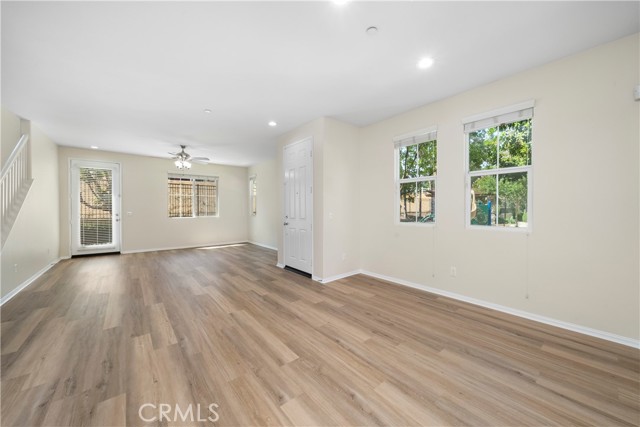 8022 Cresta Bella Road, Rancho Cucamonga CA: https://media.crmls.org/medias/10297d9b-3b1d-4574-962b-24266e7d1f1d.jpg