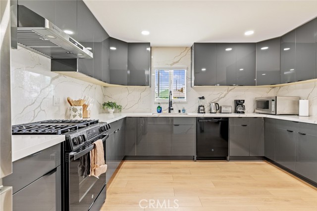 Detail Gallery Image 18 of 38 For 13502 Jackson St, Westminster,  CA 92683 - 5 Beds | 3 Baths