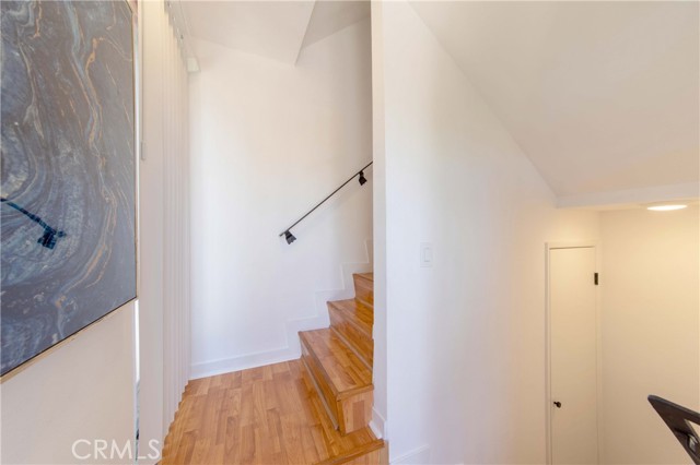 Detail Gallery Image 16 of 41 For 1118 Magnolia St #C,  South Pasadena,  CA 91030 - 3 Beds | 2/1 Baths