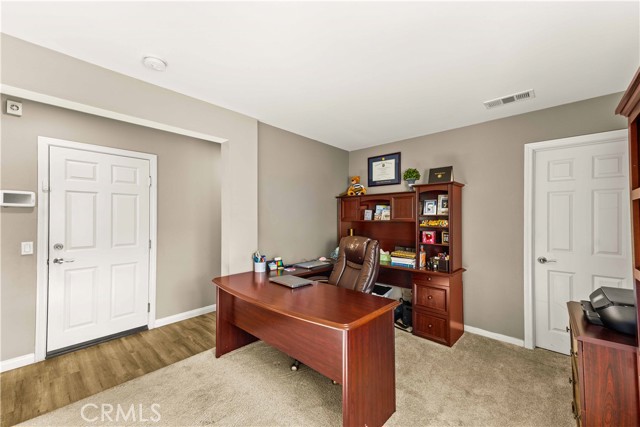 Detail Gallery Image 16 of 46 For 20407 Lyon Rd, Riverside,  CA 92507 - 4 Beds | 2/1 Baths