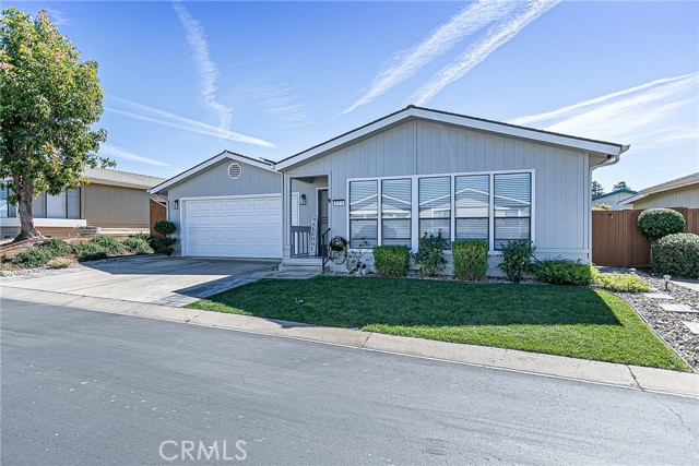 Detail Gallery Image 2 of 36 For 822 Greenacre, Santa Maria,  CA 93455 - 2 Beds | 2 Baths