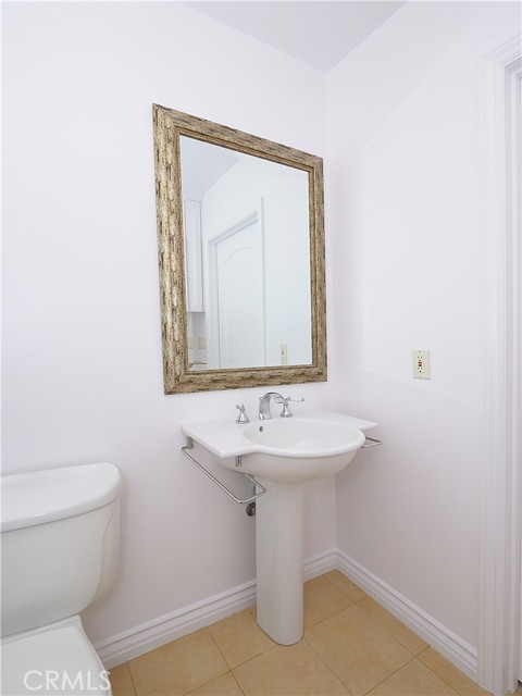 26235 Birchfield Ave, Rancho Palos Verdes CA: https://media.crmls.org/medias/102c2d45-6d5c-4bd4-a925-c8a169e7451f.jpg