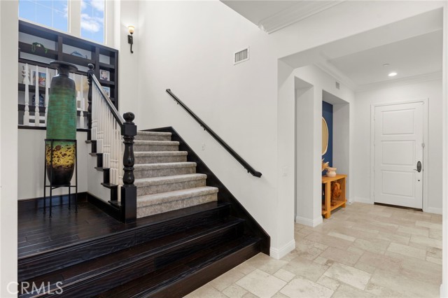 15020 Applewood Court, San Diego CA: https://media.crmls.org/medias/102c3b61-935f-47a5-8561-411f8a8ddf76.jpg
