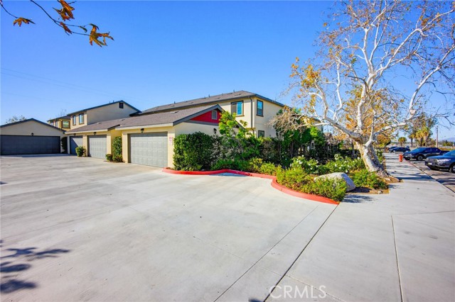 Detail Gallery Image 16 of 17 For 24711 6th, San Bernardino,  CA 92410 - 4 Beds | 3 Baths