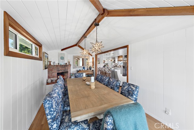 Detail Gallery Image 9 of 39 For 1016 Catalina, Laguna Beach,  CA 92651 - 3 Beds | 2 Baths