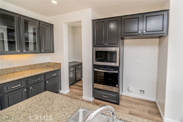 Detail Gallery Image 10 of 43 For 13255 Canterbury Downs Way, Moreno Valley,  CA 92555 - 4 Beds | 2/1 Baths