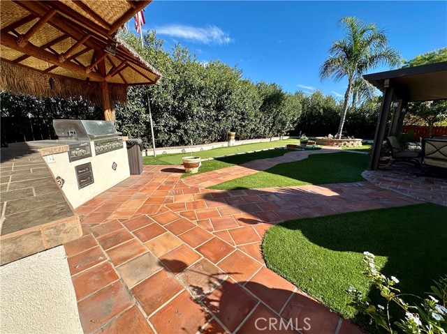 Detail Gallery Image 10 of 50 For 23856 Outrigger, Canyon Lake,  CA 92587 - 3 Beds | 2 Baths