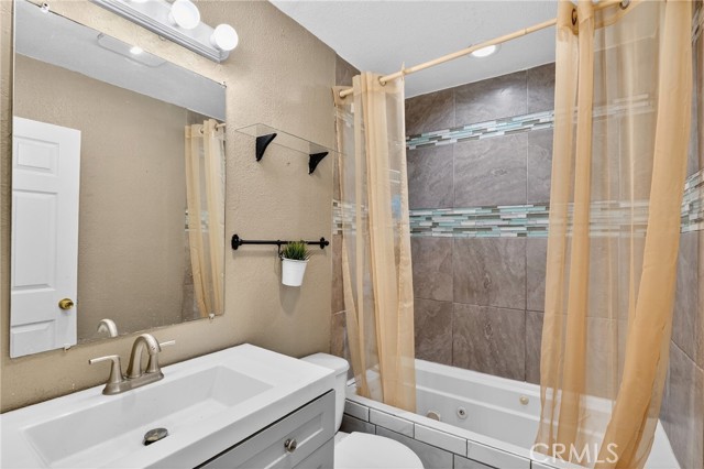 Detail Gallery Image 23 of 48 For 806 W Spruce St, Compton,  CA 90220 - 3 Beds | 1 Baths