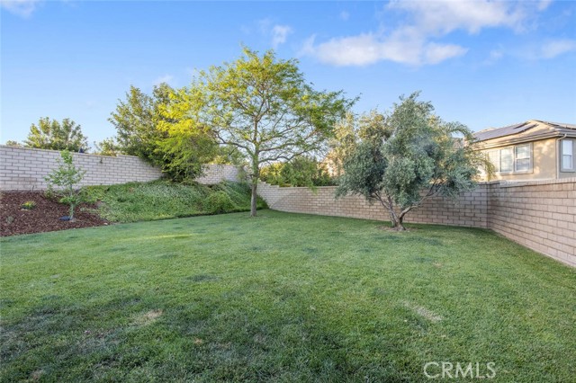 Detail Gallery Image 36 of 42 For 24923 Hearth Ct, Valencia,  CA 91354 - 4 Beds | 3/1 Baths
