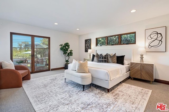 Detail Gallery Image 16 of 29 For 384 N Bonhill Rd, Los Angeles,  CA 90049 - 3 Beds | 3/2 Baths