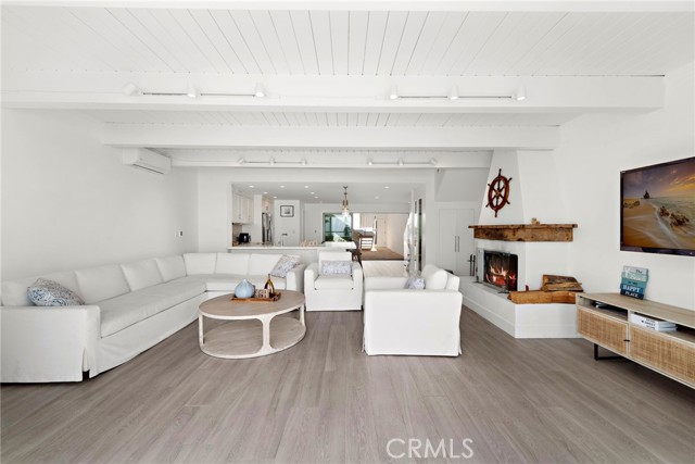 Detail Gallery Image 21 of 67 For 11770 Pacific Coast #N,  Malibu,  CA 90265 - 3 Beds | 3/1 Baths