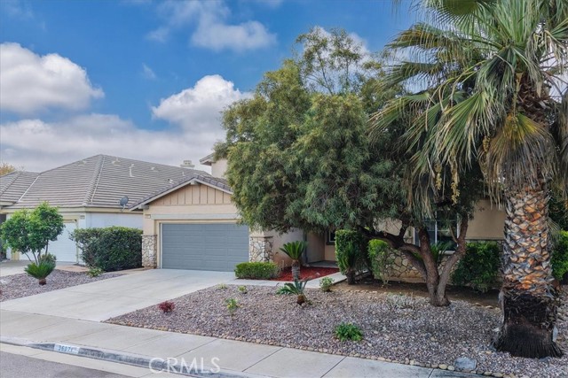 Detail Gallery Image 4 of 52 For 36071 Horseshoe Ct, Wildomar,  CA 92595 - 5 Beds | 3 Baths