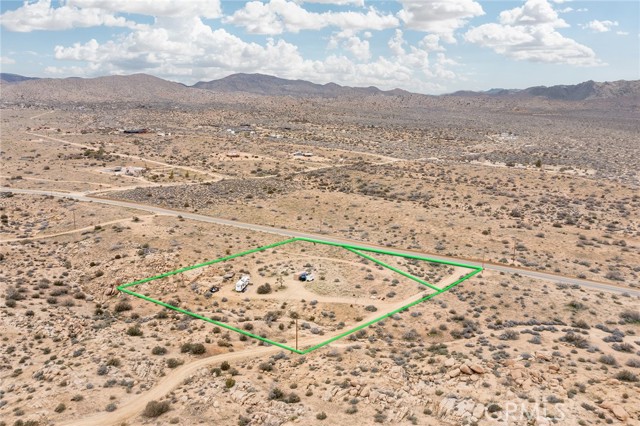 Detail Gallery Image 15 of 21 For 4444 Sagebrush, Pioneertown,  CA 92268 - – Beds | – Baths