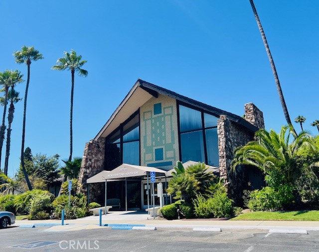 23061 Nadine Circle, Torrance CA: https://media.crmls.org/medias/1031002c-1ba1-4ff9-8b01-e50da3b1c486.jpg
