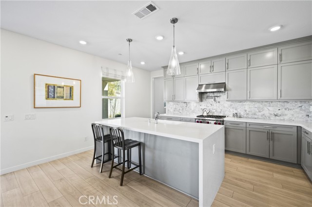 27774 Marquee Drive, Valencia CA: https://media.crmls.org/medias/10311e47-1444-440b-81a0-d482d67d3eb3.jpg