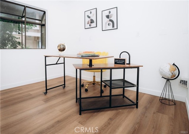 163 Pineview, Irvine CA: https://media.crmls.org/medias/103206d4-d51a-4e13-ab53-2c0b0ae279e4.jpg