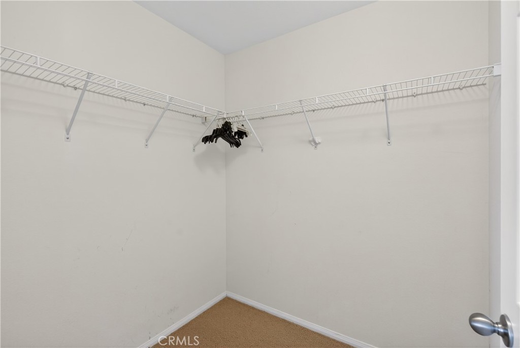 https://media.crmls.org/medias/10326934-140c-4e8b-b945-6856794d0504.jpg?preset=X-Large