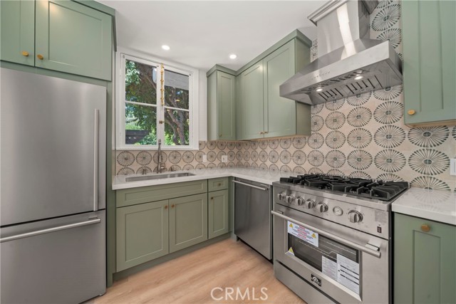 2404 N Poinsettia, Santa Ana CA: https://media.crmls.org/medias/1032ab90-c10b-45f6-a772-868b774e89b5.jpg