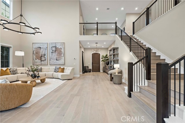 Detail Gallery Image 19 of 36 For 115 Interstellar, Irvine,  CA 92618 - 5 Beds | 5/1 Baths
