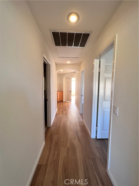 20865 Oakdale Lane, Riverside CA: https://media.crmls.org/medias/1033062d-a7d9-4cf3-b6ee-ca00521fe985.jpg
