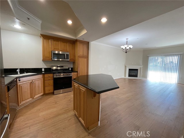 Detail Gallery Image 2 of 10 For 1437 Lomita, Harbor City,  CA 90710 - 2 Beds | 1 Baths