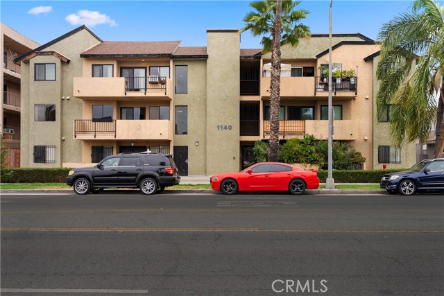 Detail Gallery Image 2 of 31 For 1140 Pacific Ave #19,  Long Beach,  CA 90813 - 2 Beds | 2 Baths