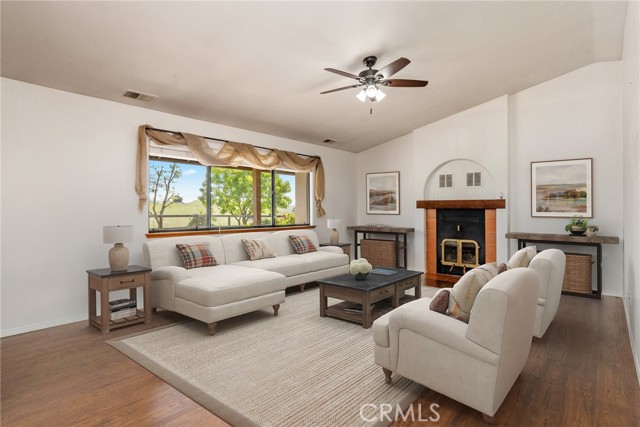 Detail Gallery Image 13 of 44 For 1375 Grana Pl, San Miguel,  CA 93451 - 4 Beds | 2 Baths