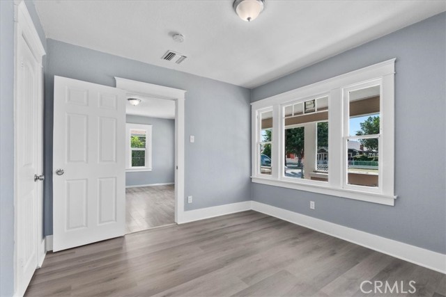 464 W 14th Street, San Bernardino CA: https://media.crmls.org/medias/1037125e-832f-44cc-bfce-c69d8f17e61e.jpg
