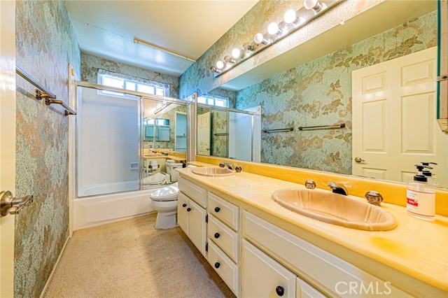 1736 Island Drive, Fullerton CA: https://media.crmls.org/medias/10379b4d-ebe6-4d37-9ce4-b7d66a8d9673.jpg