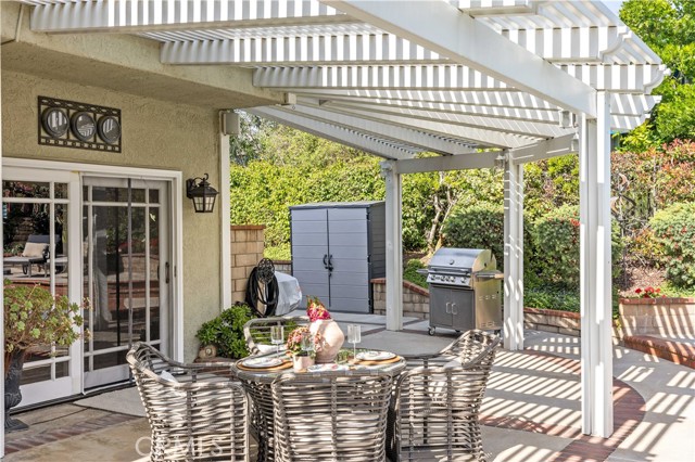 21035 Timber Ridge Road, Yorba Linda CA: https://media.crmls.org/medias/1037b6e0-4bd2-42db-804d-b75d2fcfd391.jpg