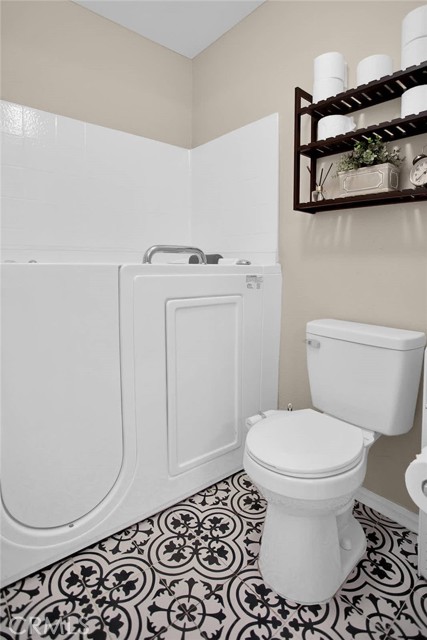 Detail Gallery Image 24 of 47 For 16236 Bridgewood Ln, Victorville,  CA 92395 - 3 Beds | 2 Baths