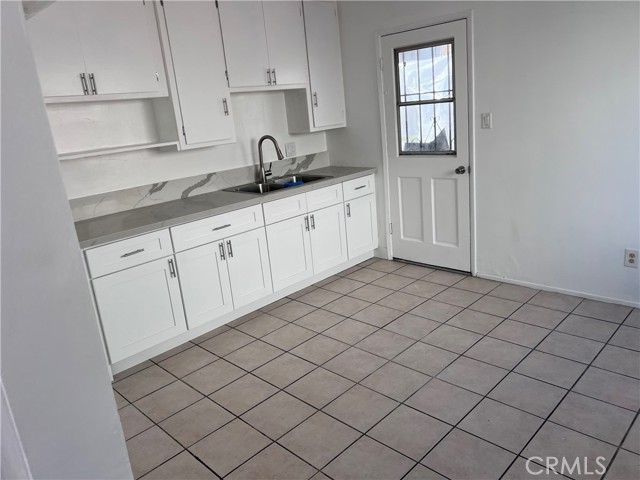 Detail Gallery Image 16 of 20 For 8954 S Gate, South Gate,  CA 90280 - – Beds | – Baths