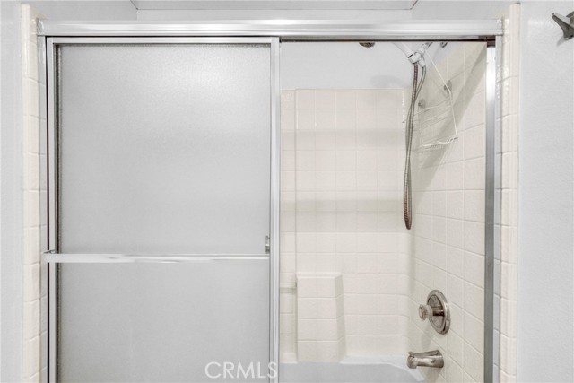 Detail Gallery Image 25 of 39 For 15760 Midwood, Granada Hills,  CA 91344 - 3 Beds | 3 Baths