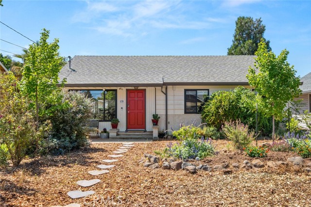 Detail Gallery Image 2 of 34 For 1178 Marian Ave, Chico,  CA 95928 - 3 Beds | 2 Baths