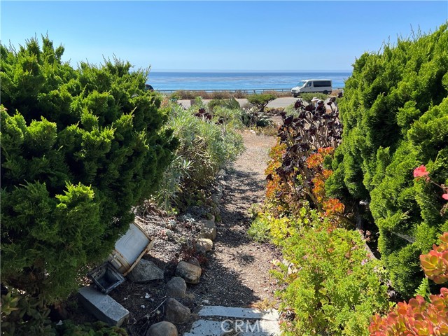 Detail Gallery Image 2 of 34 For 5978 Moonstone Beach Dr, Cambria,  CA 93428 - 1 Beds | 1 Baths