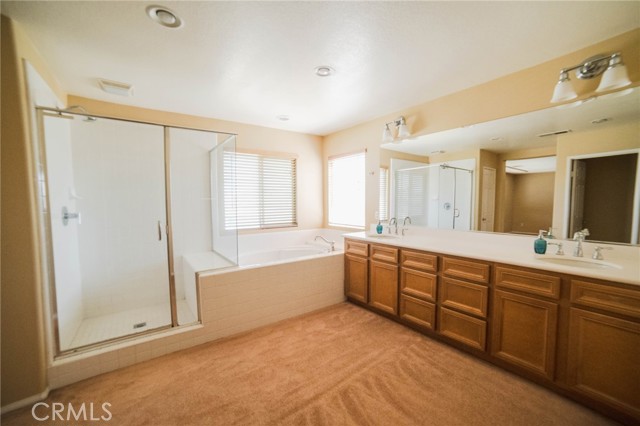 Detail Gallery Image 10 of 17 For 6542 Hollis St, Corona,  CA 92880 - 5 Beds | 3 Baths