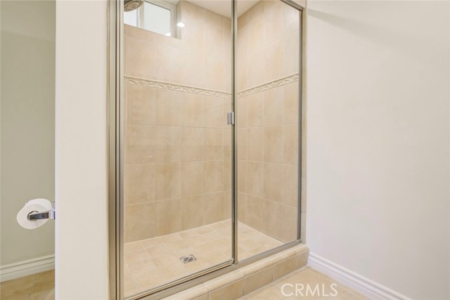 Detail Gallery Image 25 of 32 For 556 E Palm Ave #102,  Burbank,  CA 91501 - 3 Beds | 3 Baths