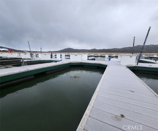 Detail Gallery Image 4 of 6 For 400 Pine Knot Blvd #B-23, Big Bear Lake,  CA 92315 - – Beds | – Baths