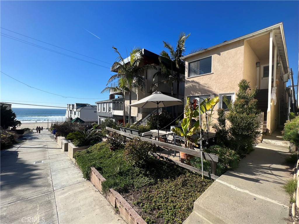 125 9th Street, Manhattan Beach, CA 90266