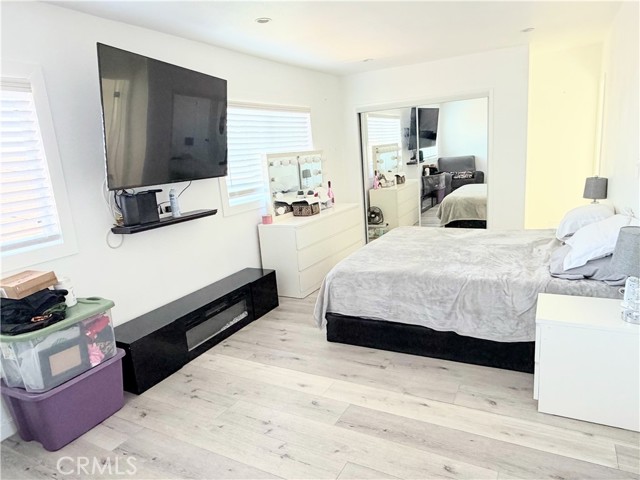 Detail Gallery Image 18 of 28 For 4622 W 156th, Lawndale,  CA 90260 - 3 Beds | 3 Baths