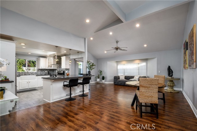 Image 5 of 31 For 1126 Naples  