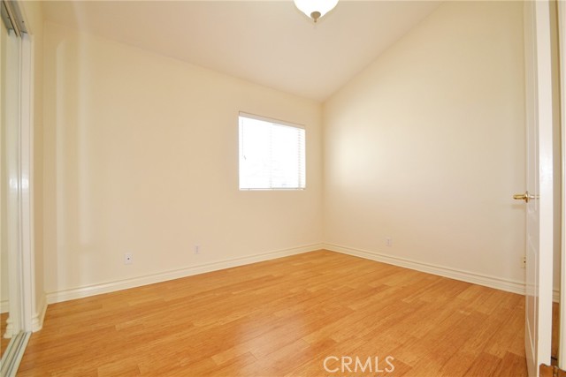 Detail Gallery Image 19 of 23 For 2203 Harriman Ln #B,  Redondo Beach,  CA 90278 - 4 Beds | 2/1 Baths
